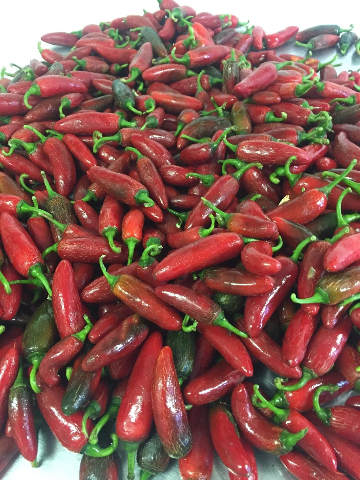 Hawaiian Chili Pepper Sriracha Hot Sauce - Hawaiian Farmers Market{